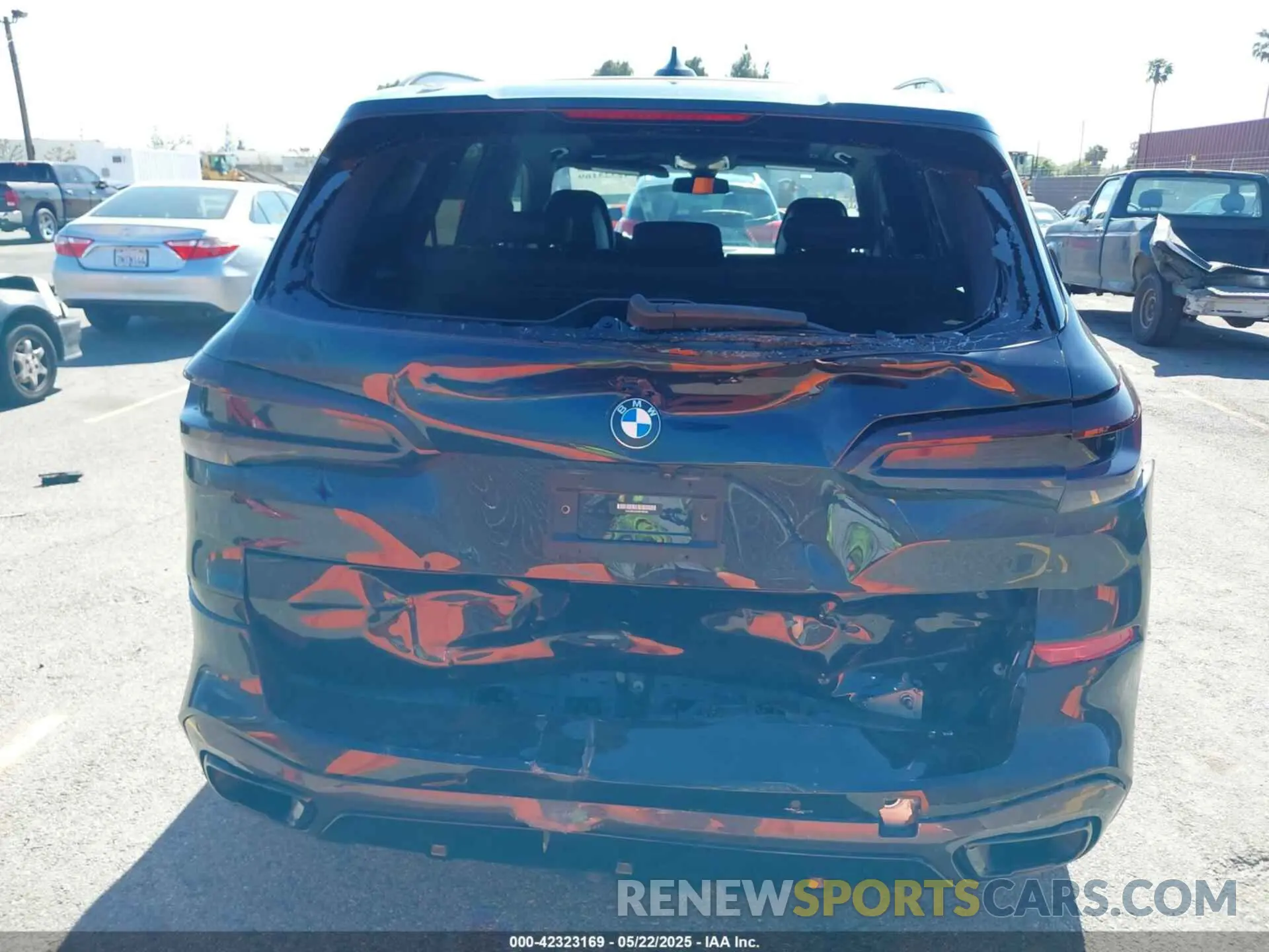 16 fotografías del automóvil dañado 5UXCR6C02M9F86589 BMW X5 2021