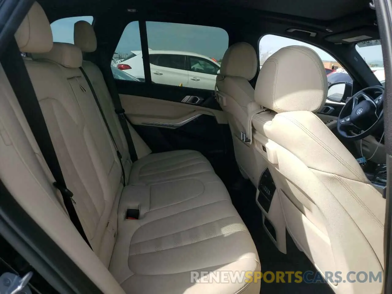 11 fotografías del automóvil dañado 5UXCR6C03M9E85738 BMW X5 2021