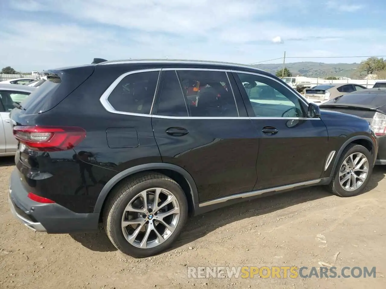 3 fotografías del automóvil dañado 5UXCR6C03M9E85738 BMW X5 2021