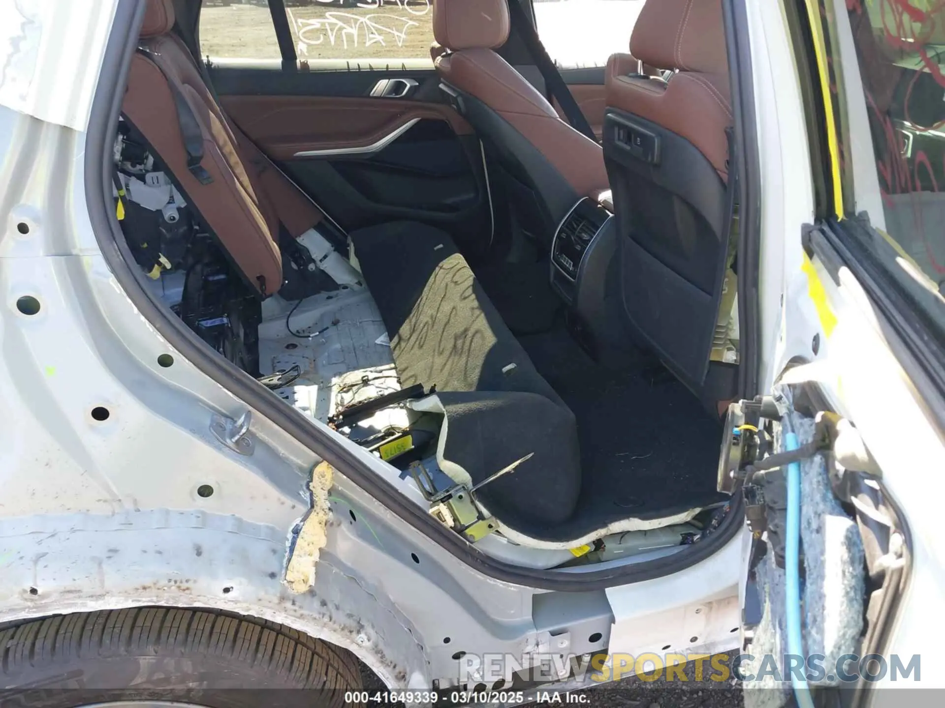 8 fotografías del automóvil dañado 5UXCR6C03M9F54928 BMW X5 2021