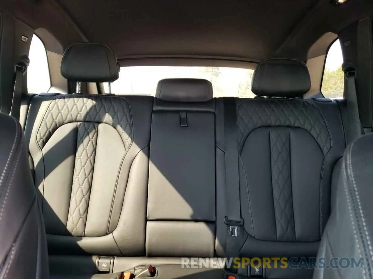 10 fotografías del automóvil dañado 5UXCR6C04M9G03215 BMW X5 2021