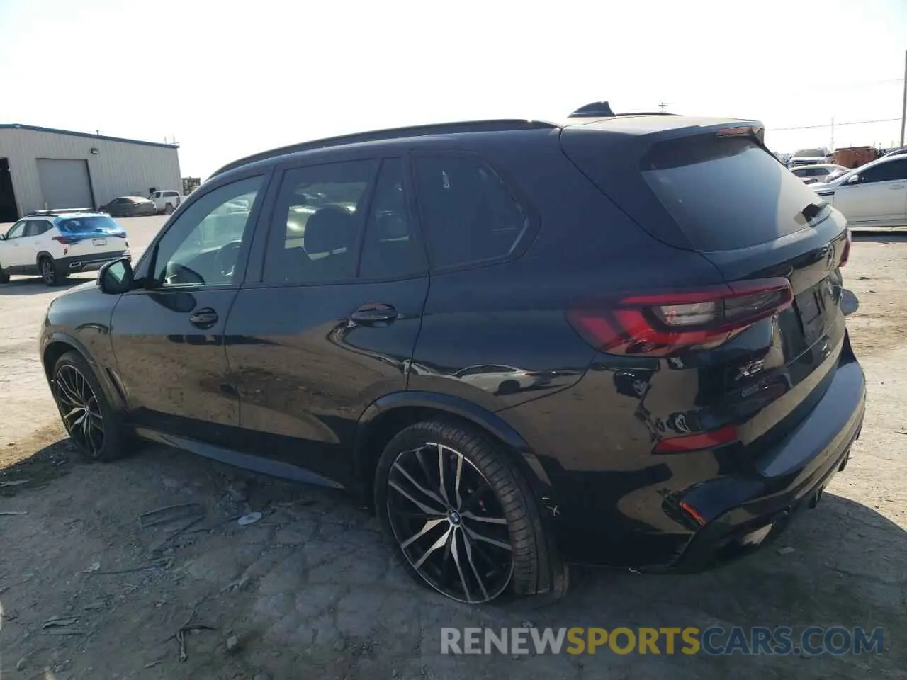 2 fotografías del automóvil dañado 5UXCR6C04M9G03215 BMW X5 2021