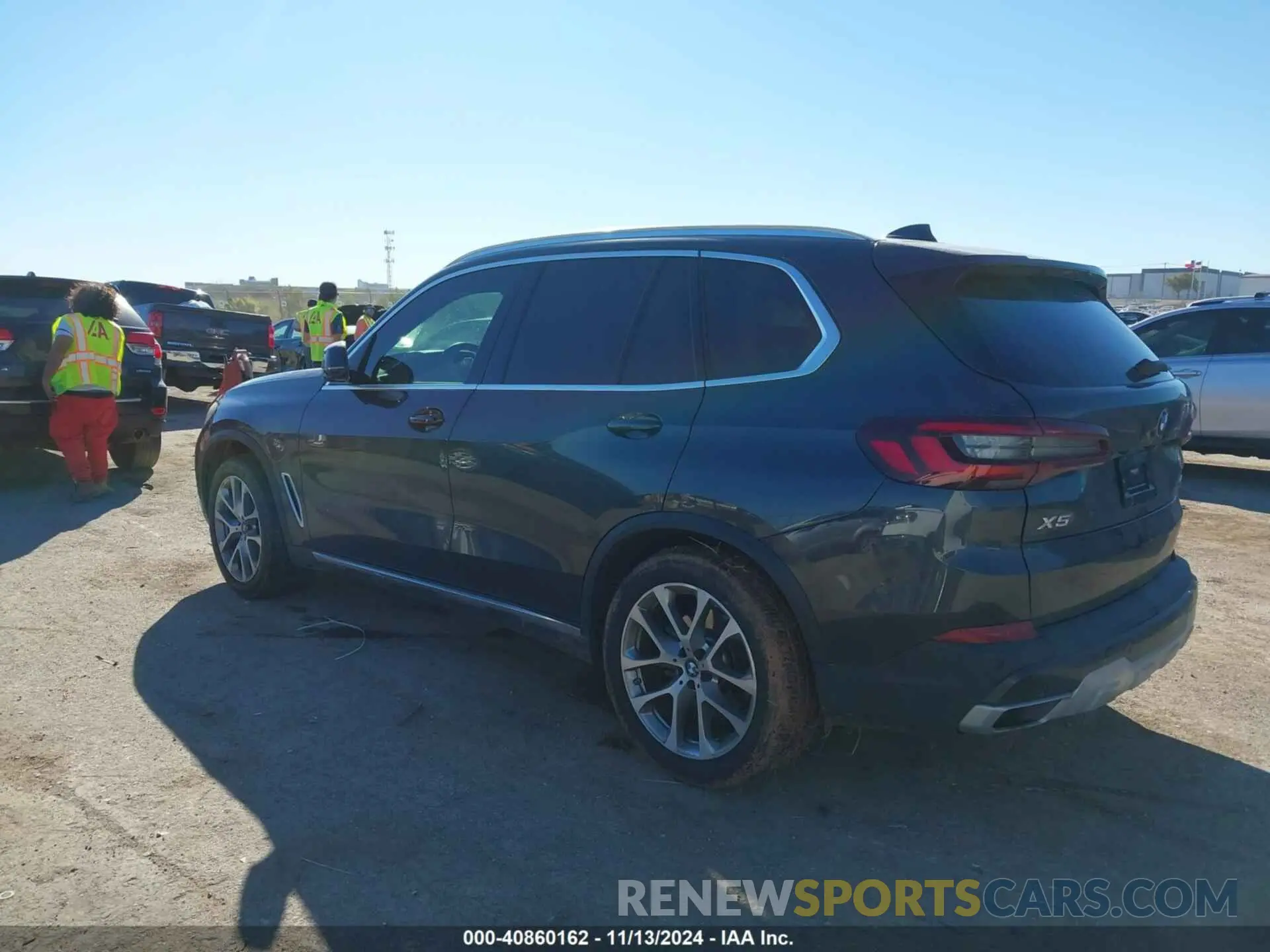 3 fotografías del automóvil dañado 5UXCR6C04M9H47928 BMW X5 2021
