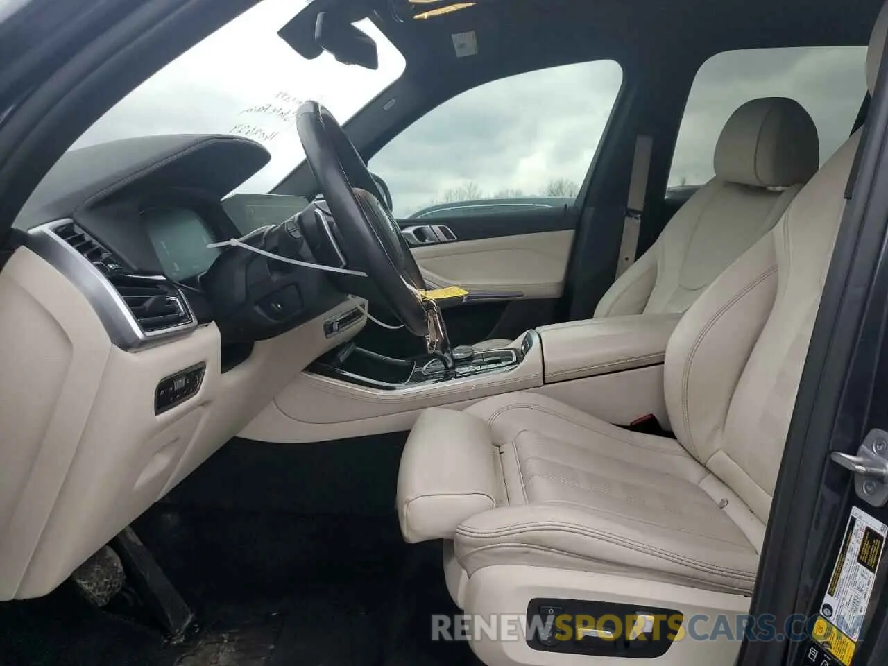 7 fotografías del automóvil dañado 5UXCR6C05M9F39122 BMW X5 2021