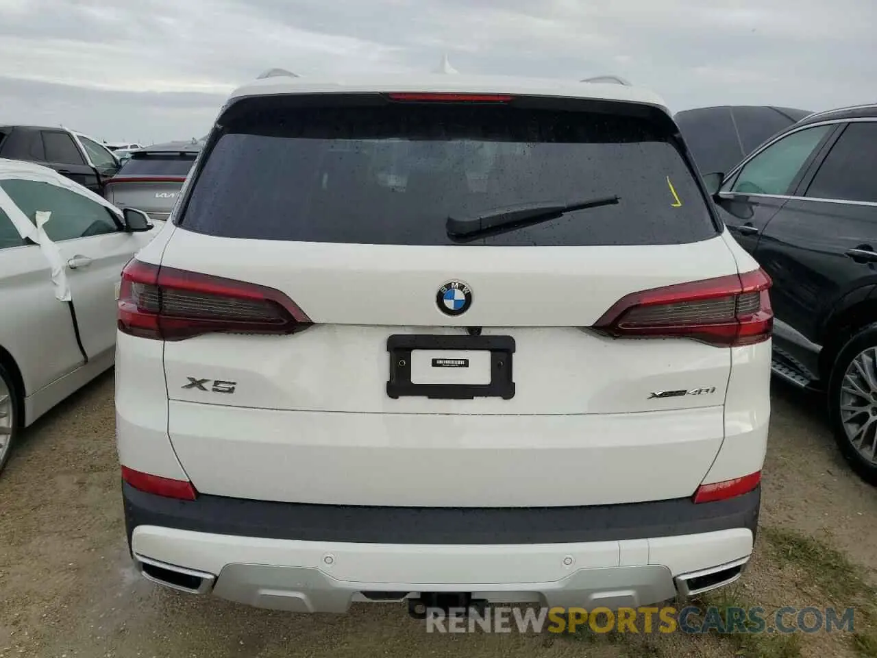 6 fotografías del automóvil dañado 5UXCR6C05M9G27913 BMW X5 2021