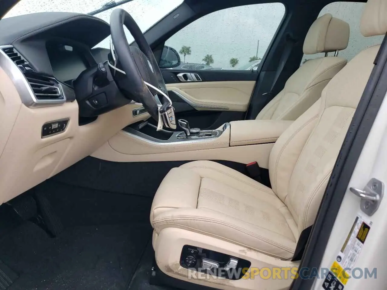 7 fotografías del automóvil dañado 5UXCR6C05M9G27913 BMW X5 2021