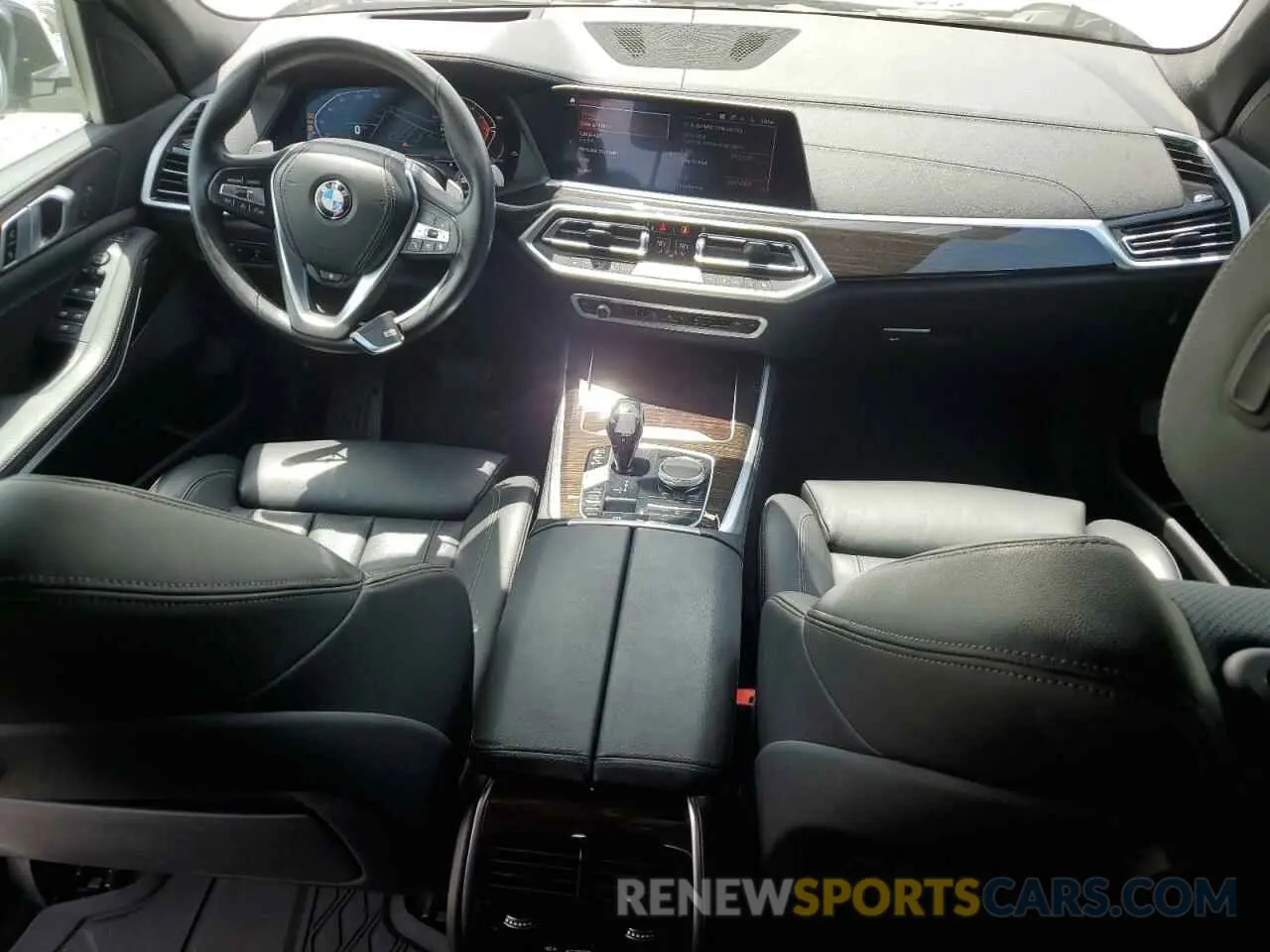 8 fotografías del automóvil dañado 5UXCR6C07M9H21128 BMW X5 2021