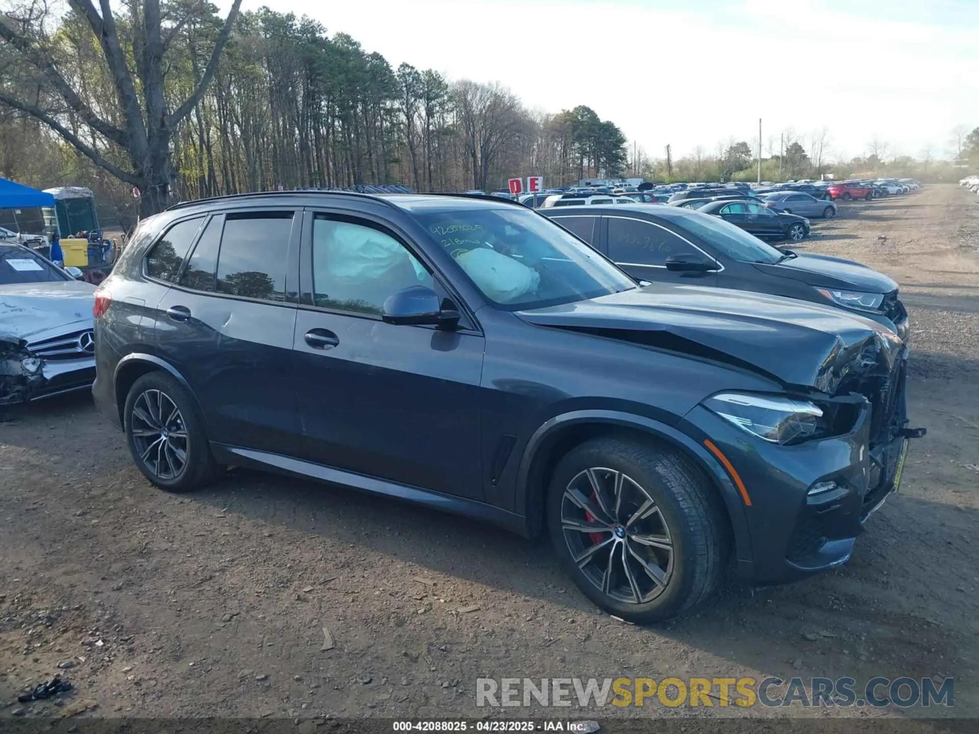 12 fotografías del automóvil dañado 5UXCR6C08M9F25585 BMW X5 2021