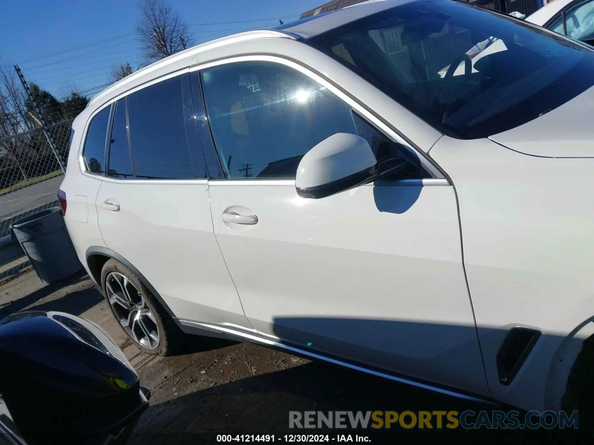 14 fotografías del automóvil dañado 5UXCR6C09M9E09568 BMW X5 2021