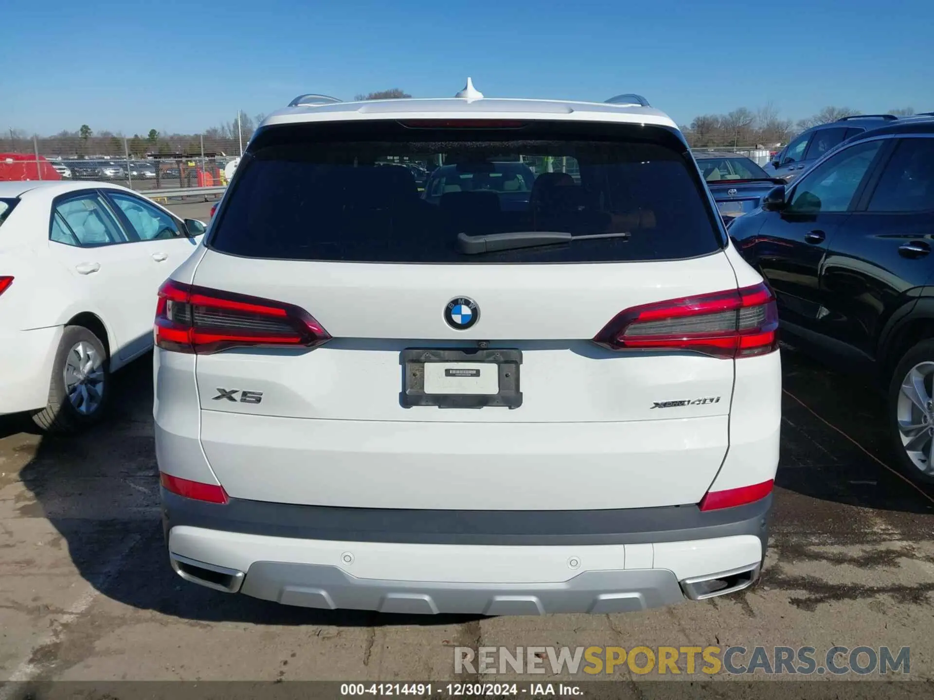 17 fotografías del automóvil dañado 5UXCR6C09M9E09568 BMW X5 2021