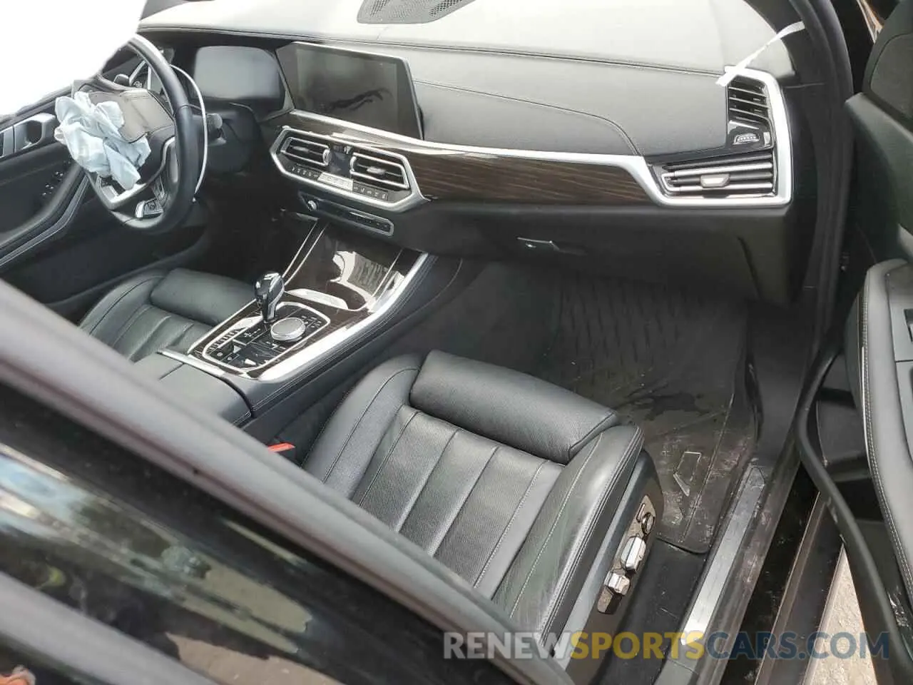 8 fotografías del automóvil dañado 5UXCR6C09M9H15802 BMW X5 2021