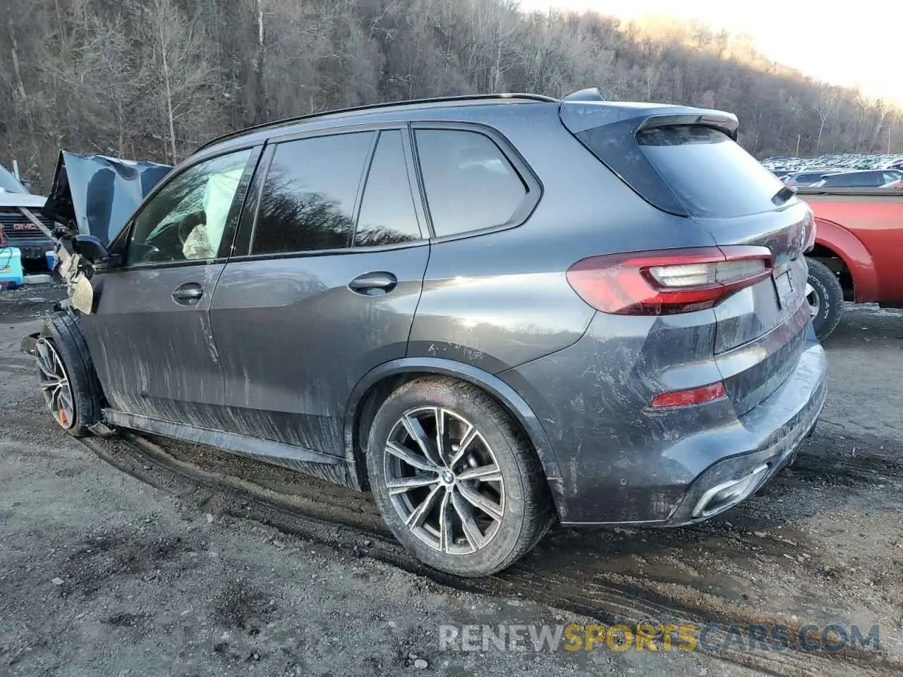 2 fotografías del automóvil dañado 5UXCR6C09M9H41736 BMW X5 2021