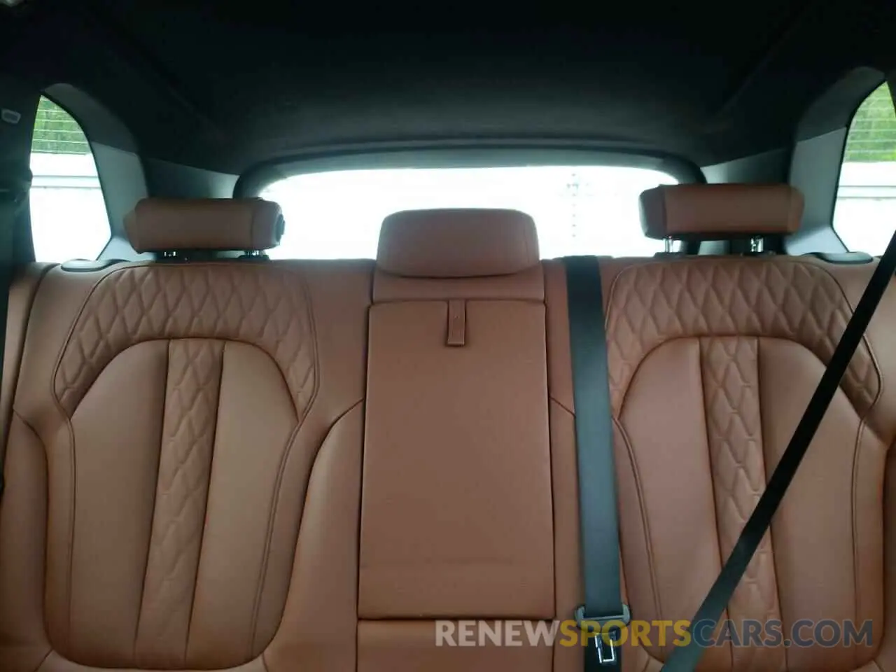 10 fotografías del automóvil dañado 5UXJU4C05M9G68228 BMW X5 2021