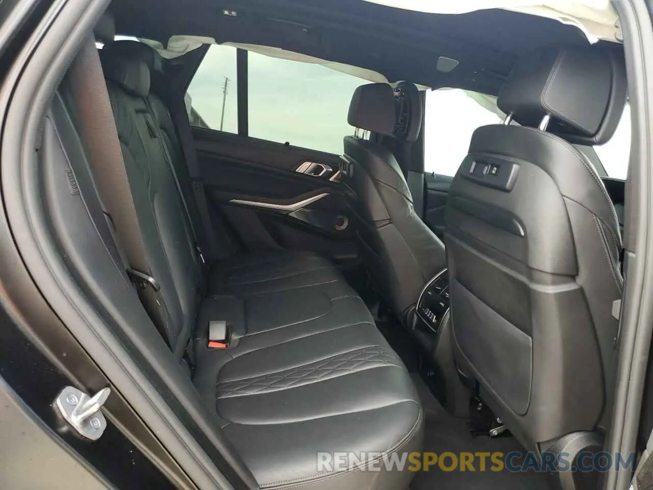11 fotografías del automóvil dañado 5UXJU4C05M9G90231 BMW X5 2021