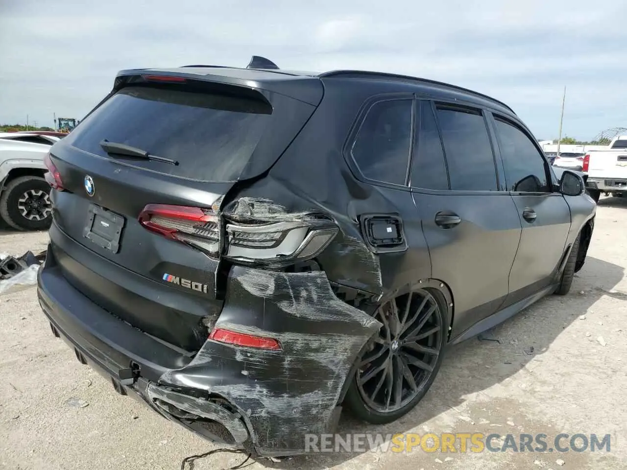 3 fotografías del automóvil dañado 5UXJU4C05M9G90231 BMW X5 2021