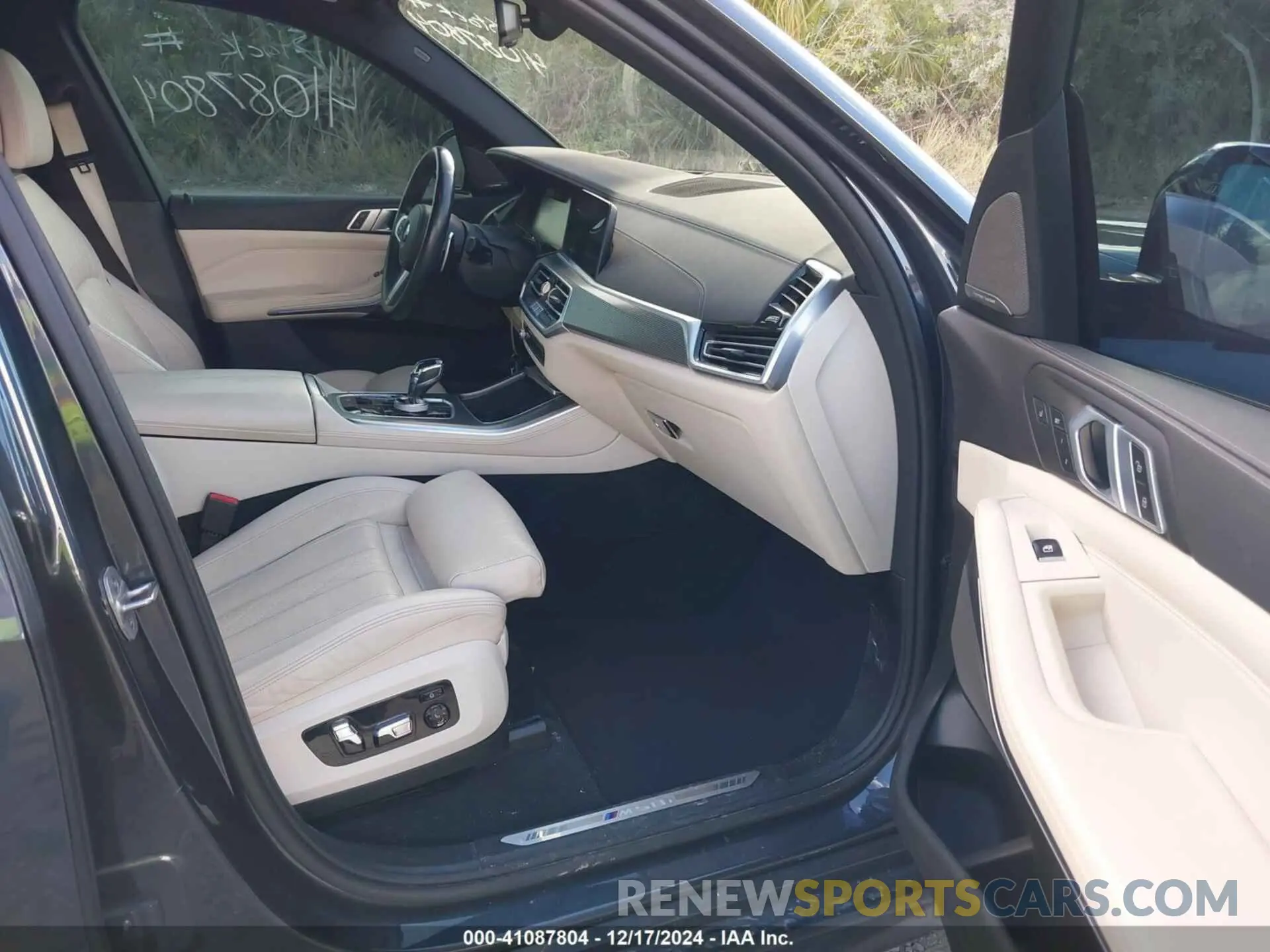 5 fotografías del automóvil dañado 5UXJU4C09M9E88301 BMW X5 2021