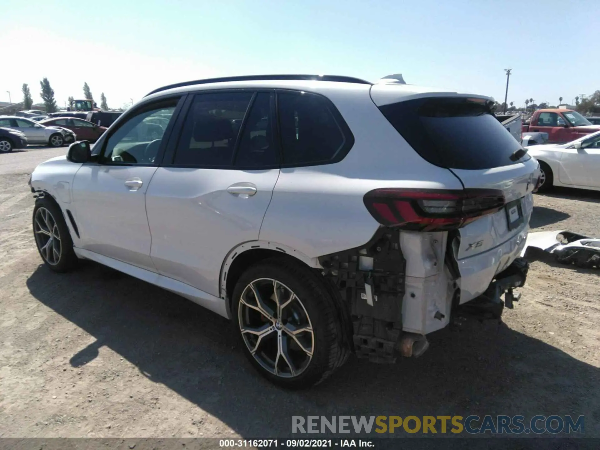 3 fotografías del automóvil dañado 5UXTA6C03M9D83914 BMW X5 2021