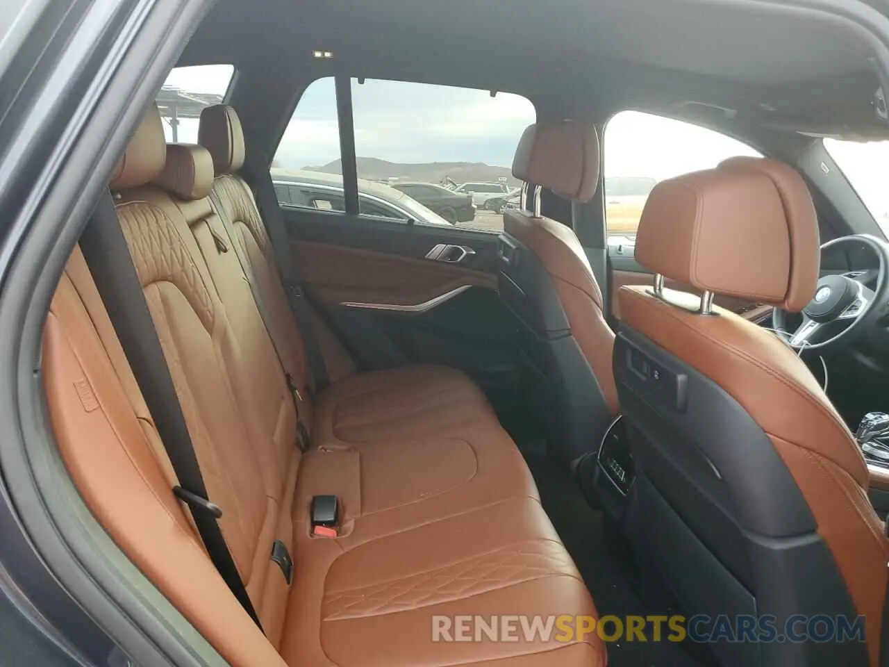 11 fotografías del automóvil dañado 5UXTA6C06M9H26750 BMW X5 2021