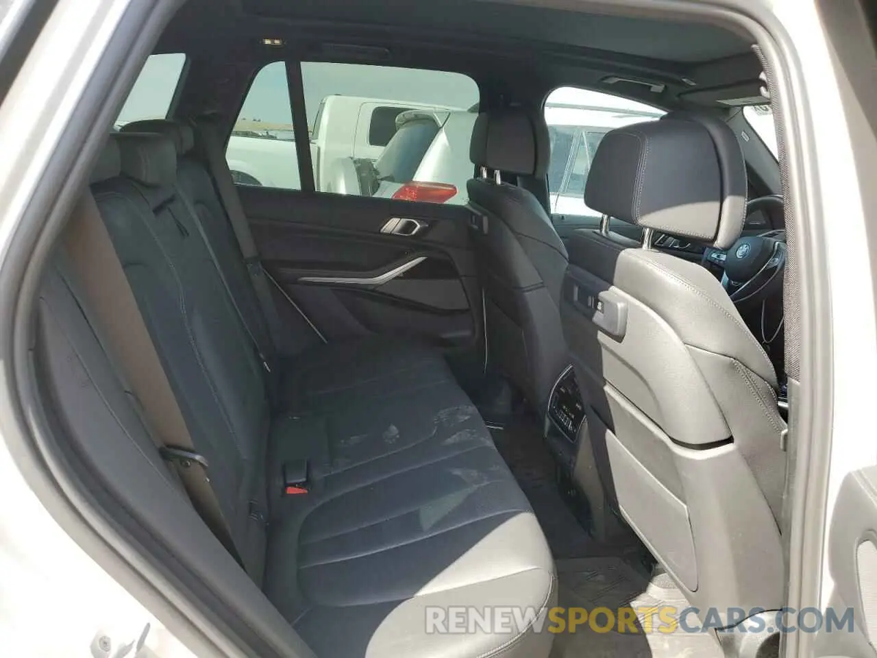 11 fotografías del automóvil dañado 5UXTA6C08M9F62790 BMW X5 2021