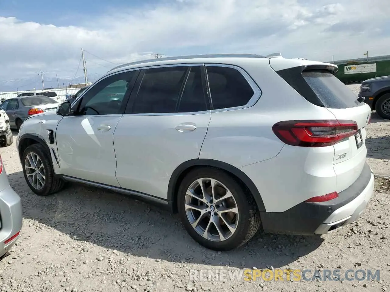 2 fotografías del automóvil dañado 5UXTA6C08M9F62790 BMW X5 2021