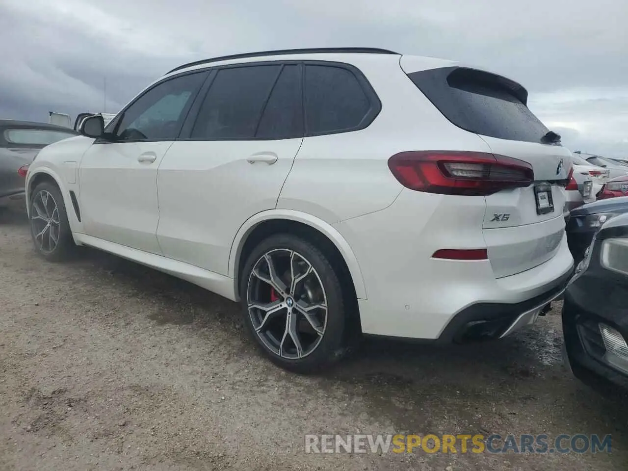 2 fotografías del automóvil dañado 5UXTA6C08M9G29761 BMW X5 2021
