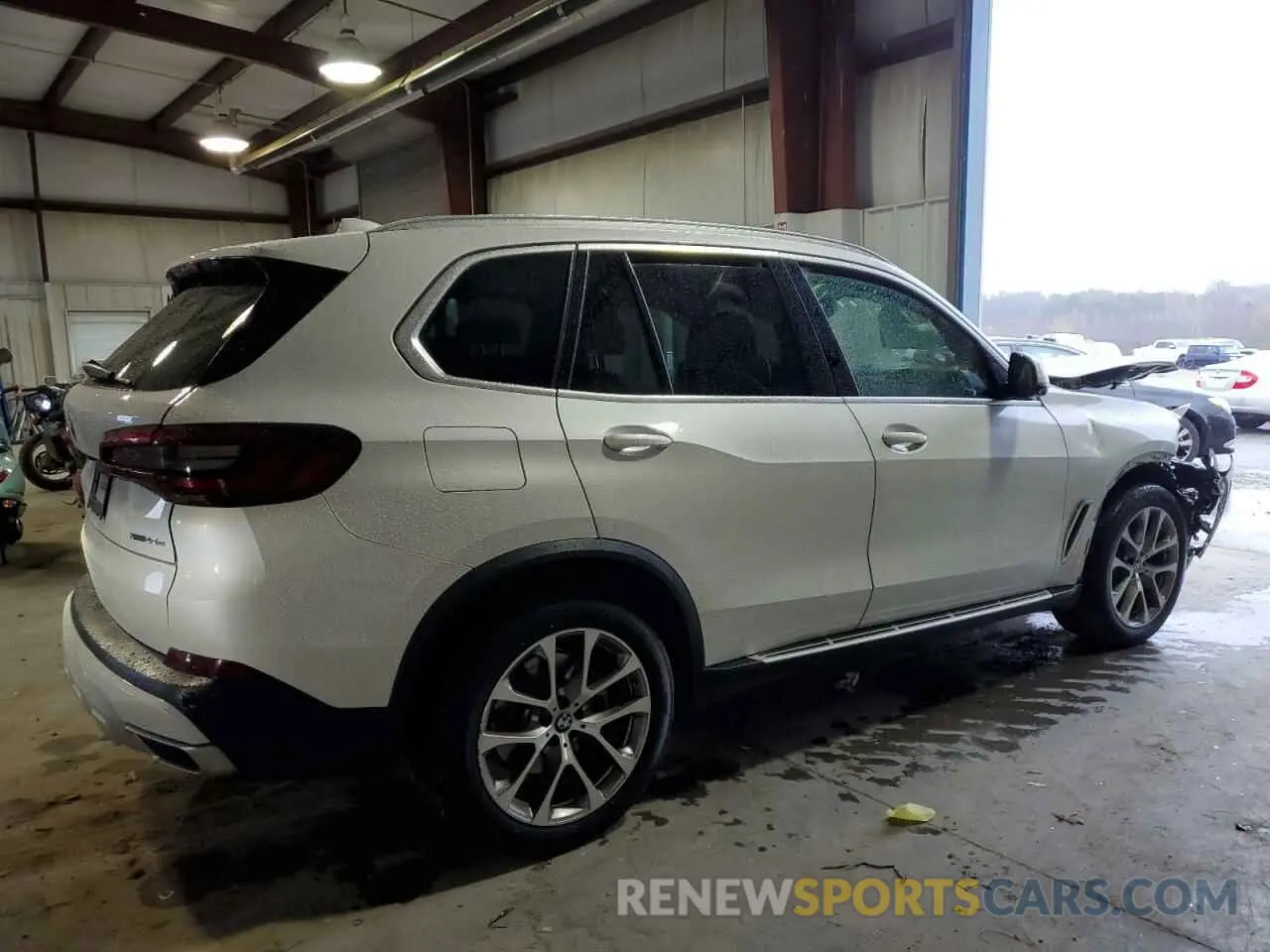 3 fotografías del automóvil dañado 5UXTA6C09M9E02756 BMW X5 2021