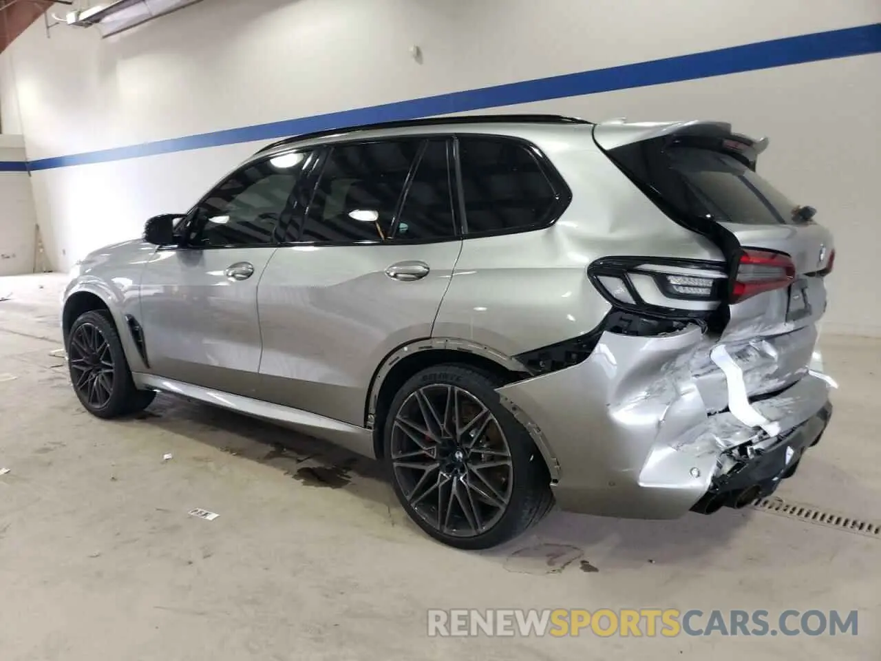 2 fotografías del automóvil dañado 5YMJU0C03M9G37982 BMW X5 2021