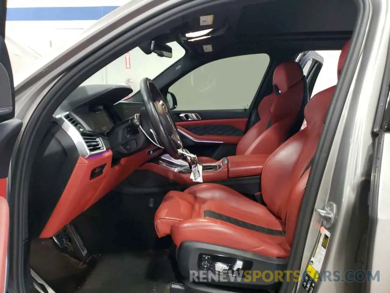 7 fotografías del automóvil dañado 5YMJU0C03M9G37982 BMW X5 2021