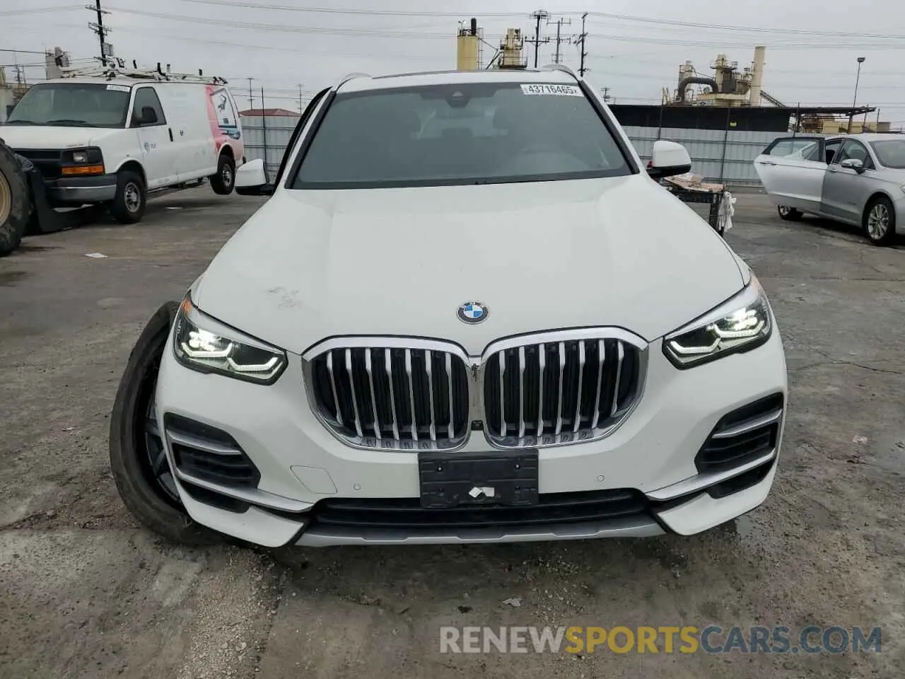 5 fotografías del automóvil dañado 5UXCR4C00N9J82399 BMW X5 2022
