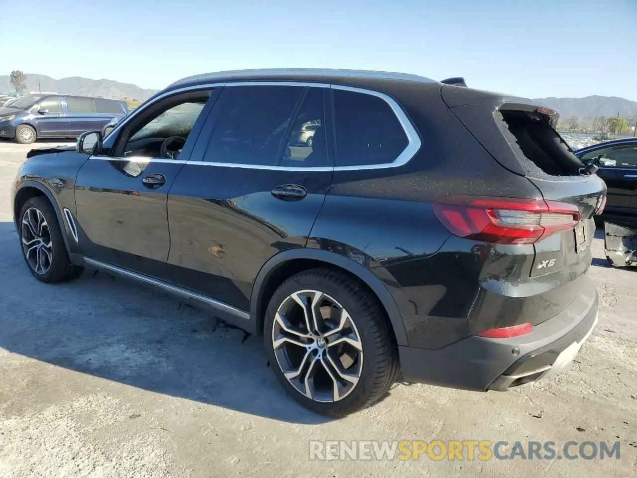 2 fotografías del automóvil dañado 5UXCR4C00N9M47130 BMW X5 2022