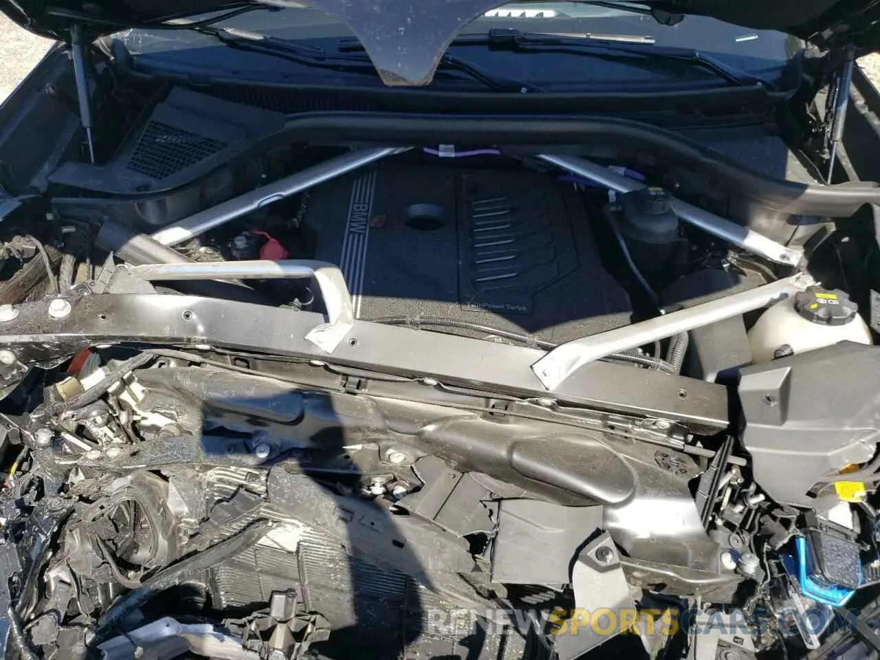 7 fotografías del automóvil dañado 5UXCR4C00N9N06936 BMW X5 2022