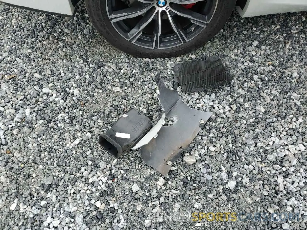 13 fotografías del automóvil dañado 5UXCR4C00N9N11151 BMW X5 2022