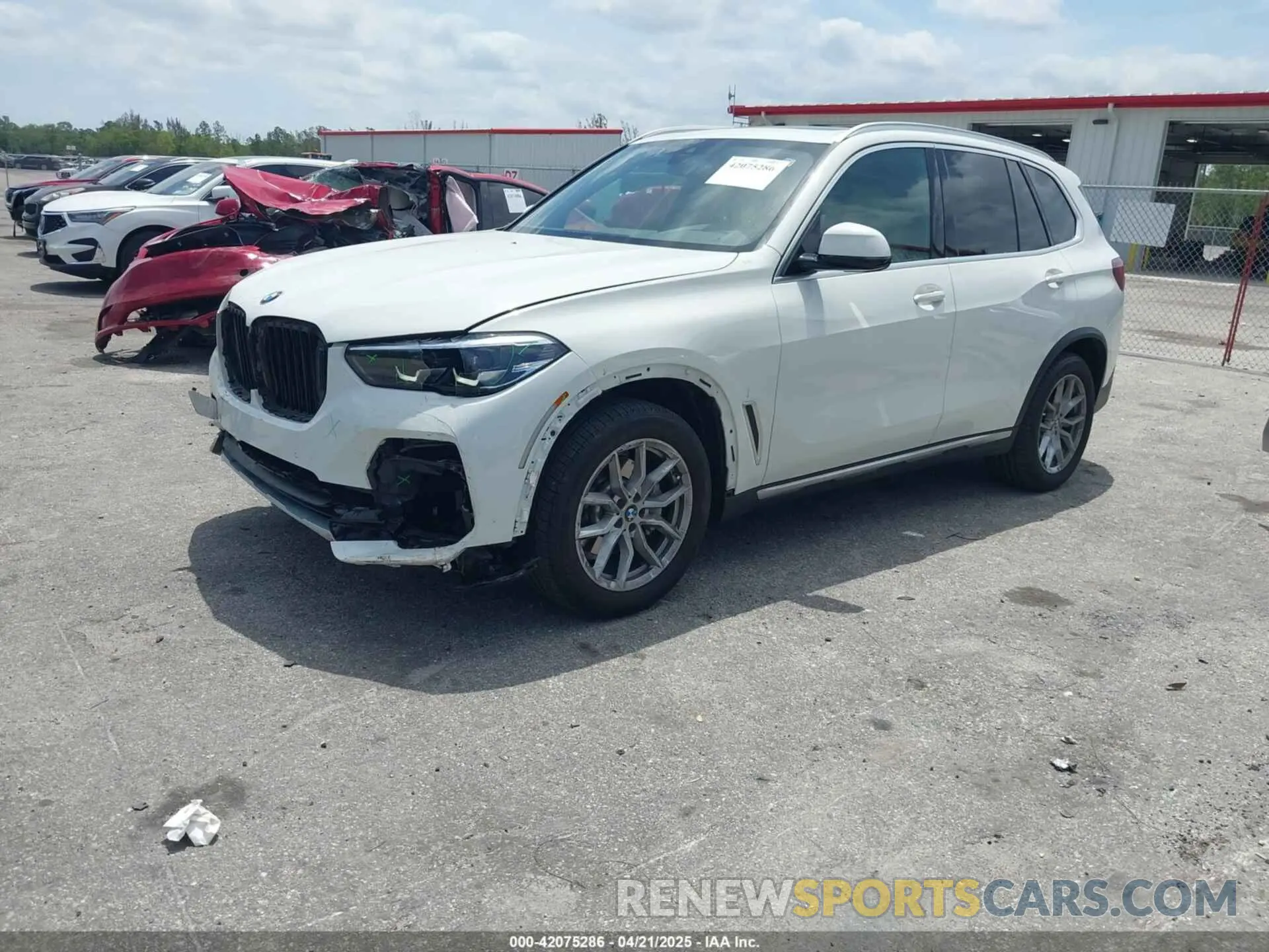 2 fotografías del automóvil dañado 5UXCR4C02N9K60021 BMW X5 2022