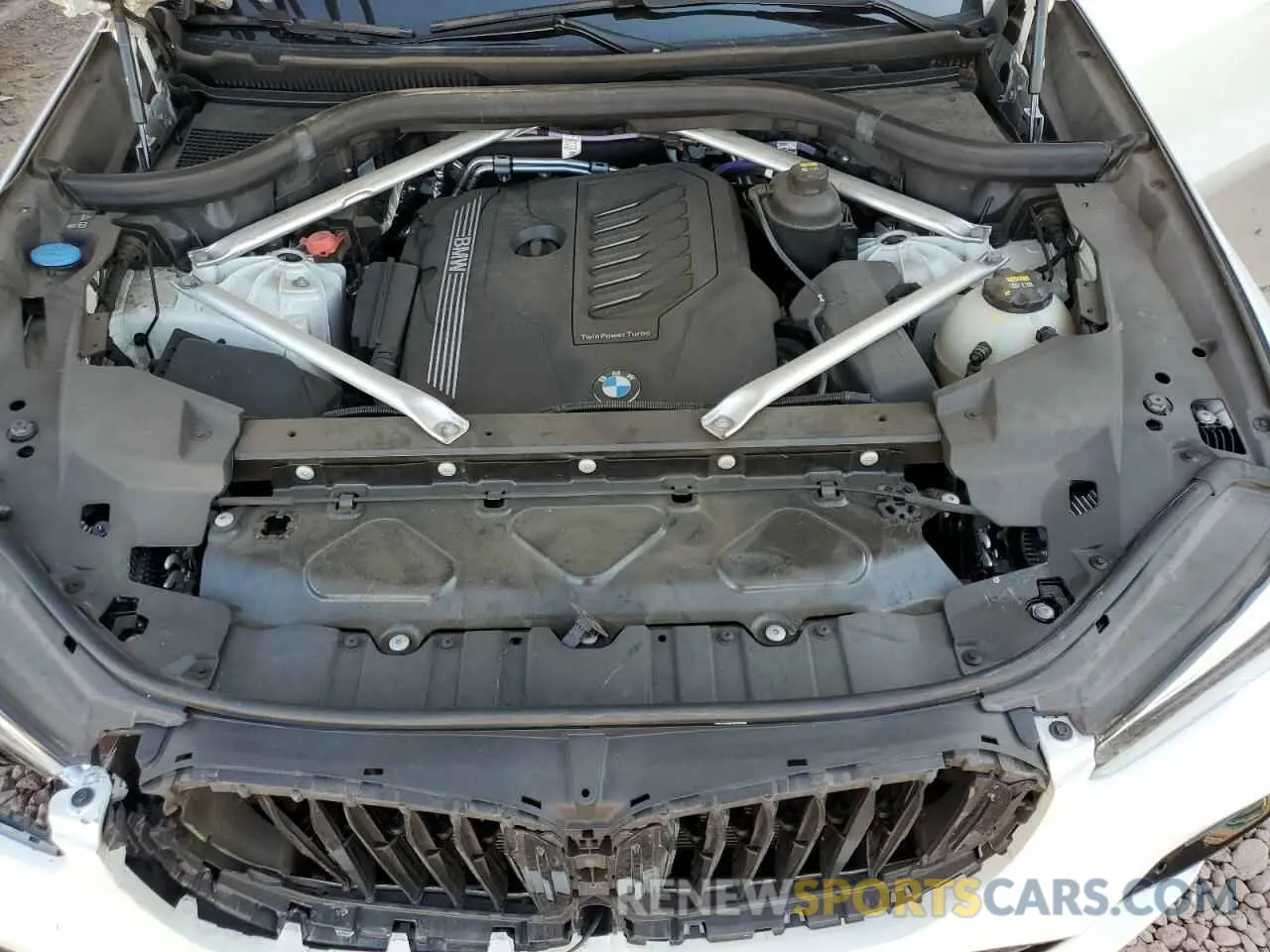 11 fotografías del automóvil dañado 5UXCR4C02N9K80799 BMW X5 2022