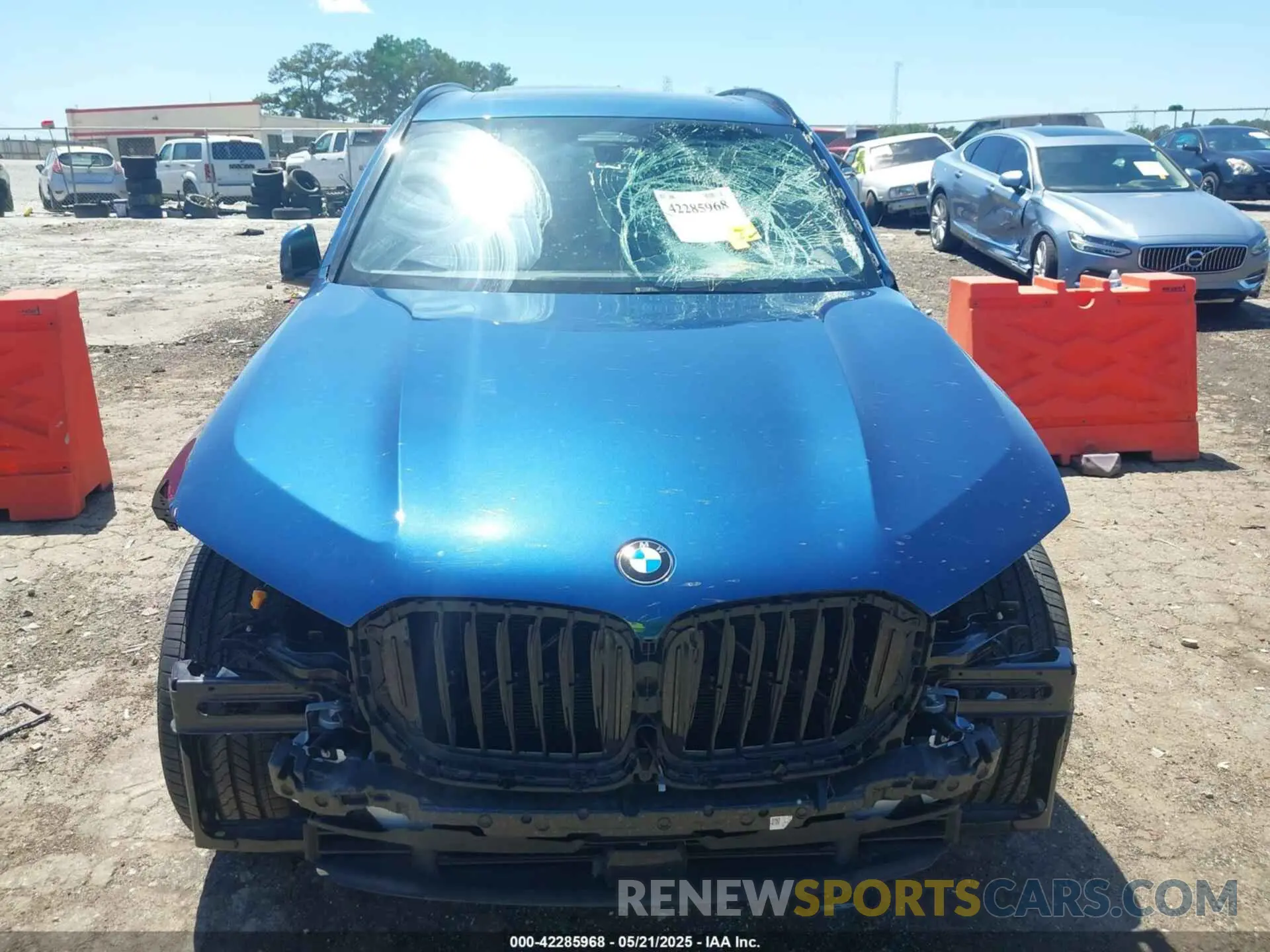 13 fotografías del automóvil dañado 5UXCR4C04N9J83247 BMW X5 2022