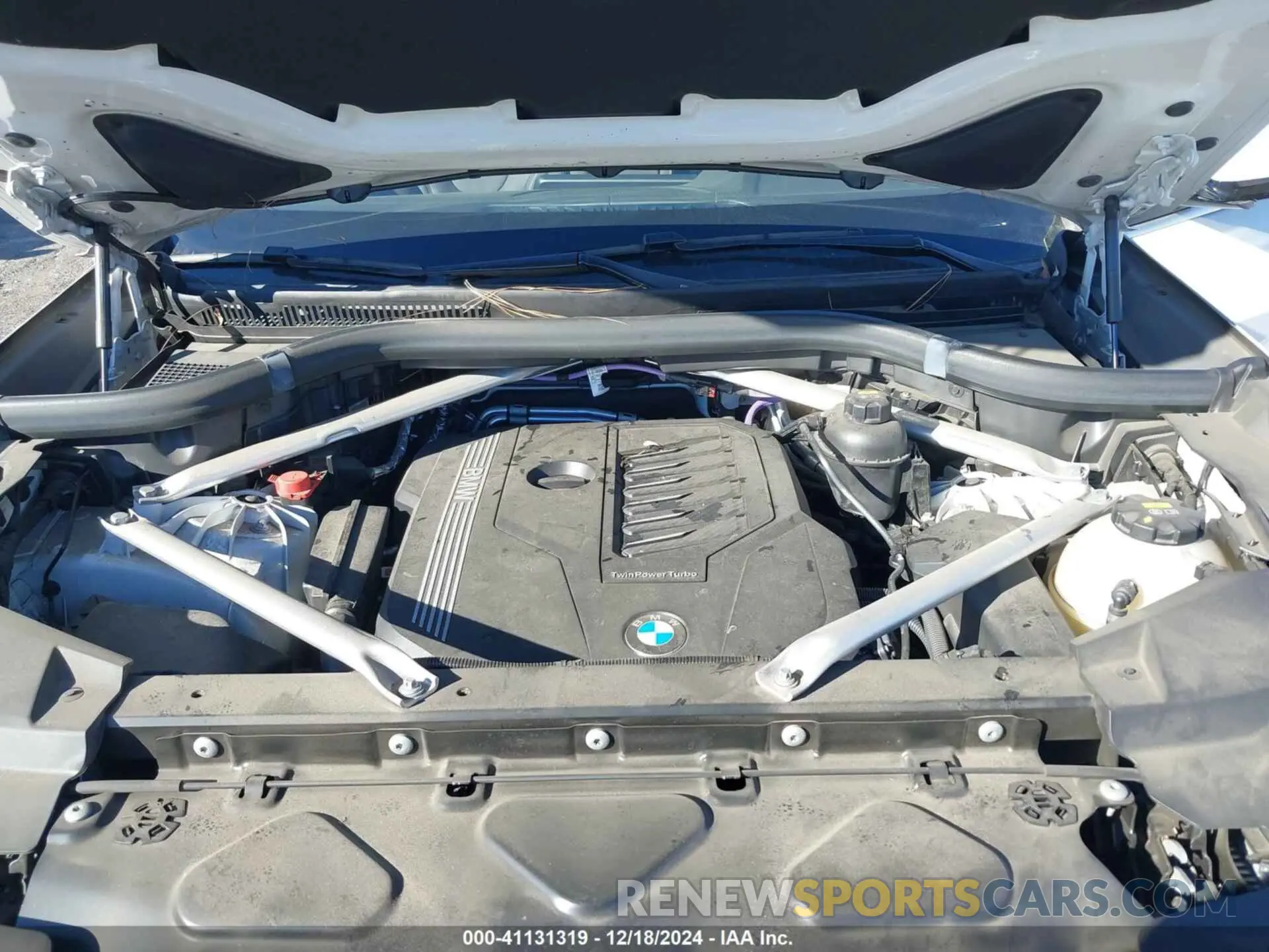 10 fotografías del automóvil dañado 5UXCR4C04N9M61676 BMW X5 2022