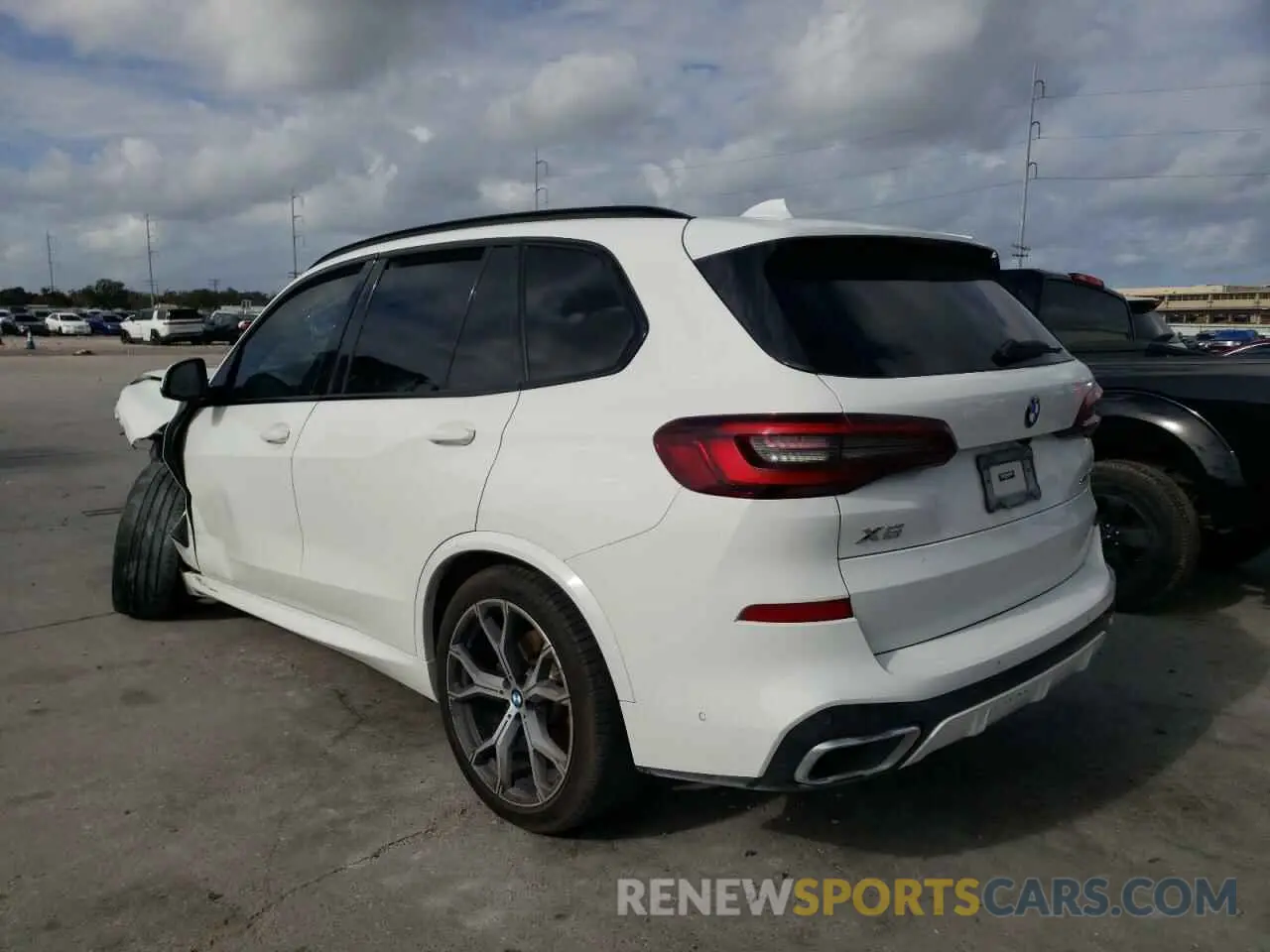 2 fotografías del automóvil dañado 5UXCR4C05N9K89514 BMW X5 2022