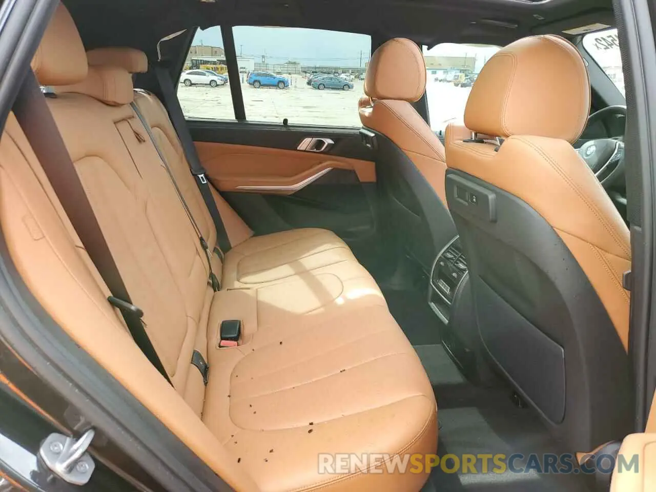 6 fotografías del automóvil dañado 5UXCR4C06N9L38171 BMW X5 2022