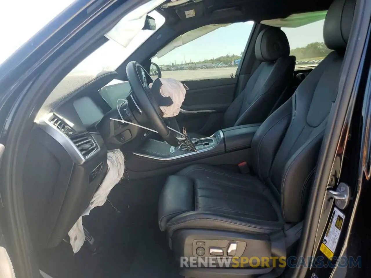 7 fotografías del automóvil dañado 5UXCR4C08N9M01822 BMW X5 2022