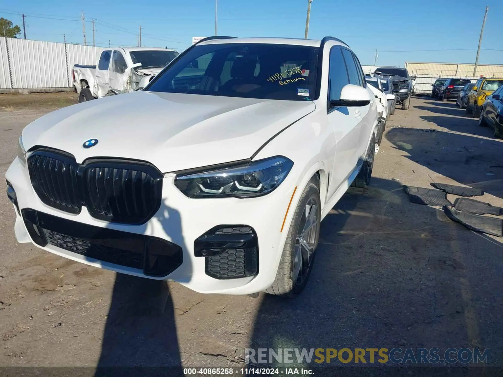 2 fotografías del automóvil dañado 5UXCR4C08N9M66962 BMW X5 2022