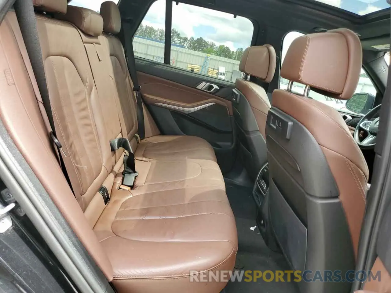 11 fotografías del automóvil dañado 5UXCR4C09N9L11207 BMW X5 2022