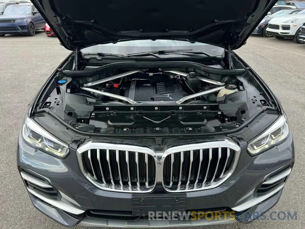 8 fotografías del automóvil dañado 5UXCR6C00N9J48961 BMW X5 2022