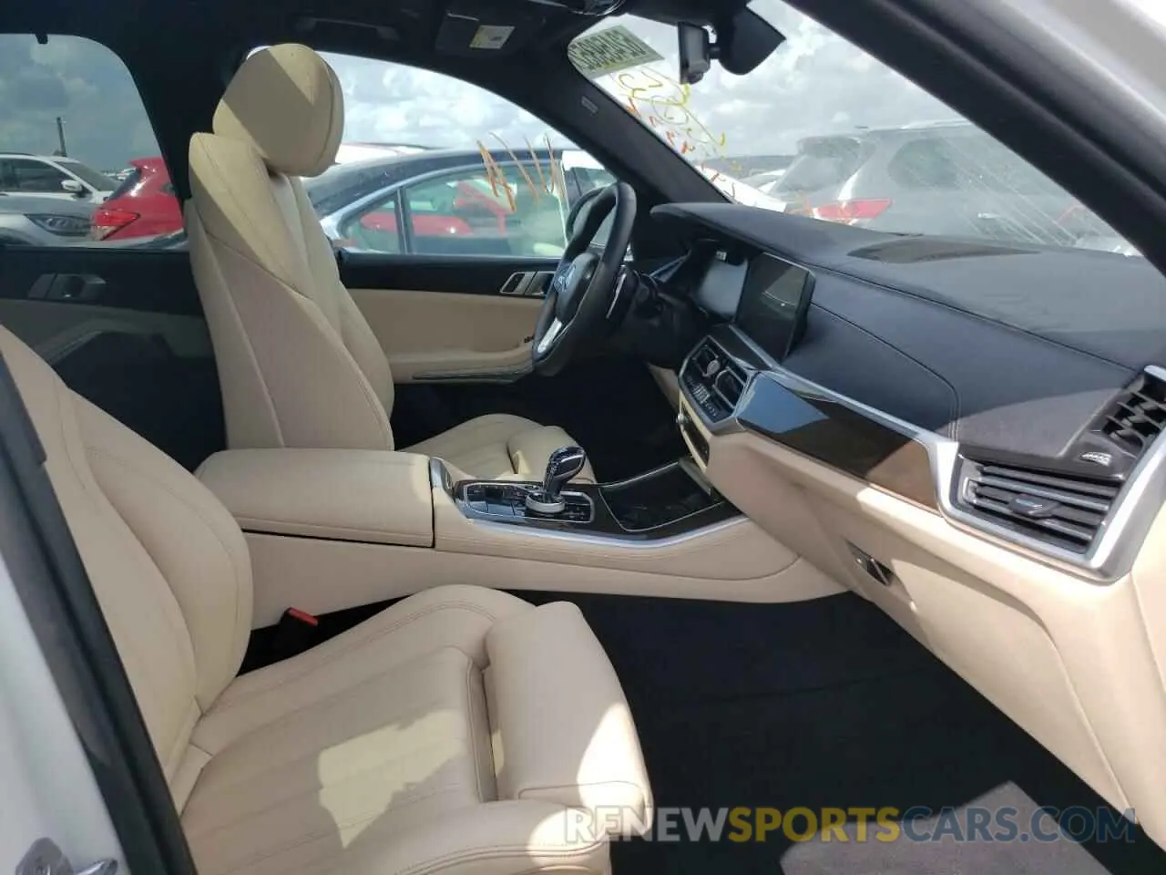 5 fotografías del automóvil dañado 5UXCR6C00N9K69716 BMW X5 2022