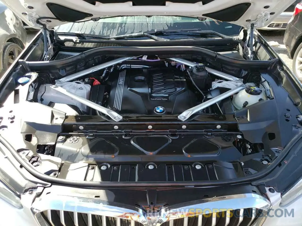 7 fotografías del automóvil dañado 5UXCR6C00N9K69716 BMW X5 2022