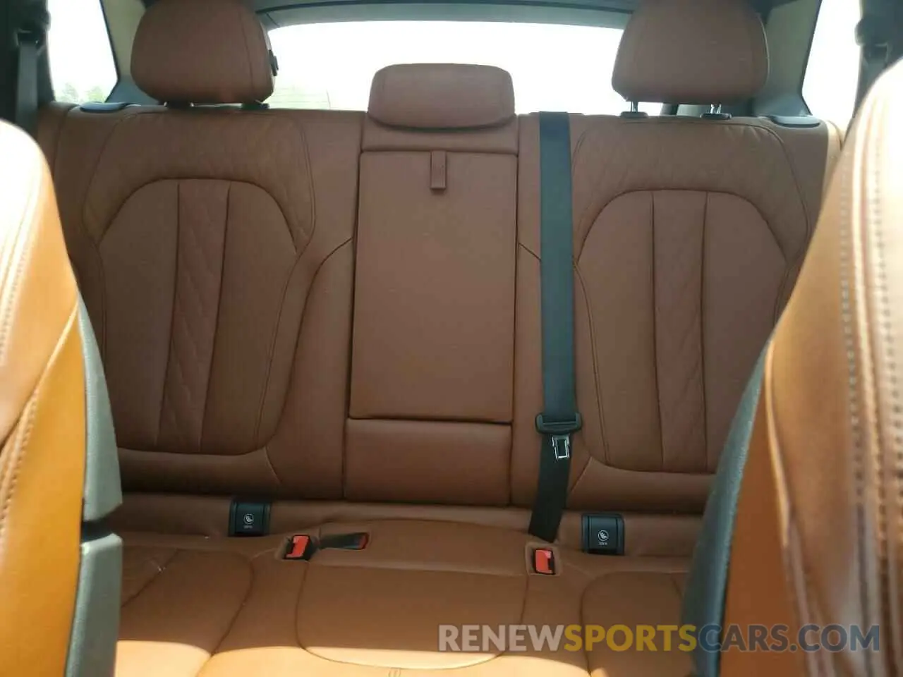 10 fotografías del automóvil dañado 5UXCR6C01N9J29660 BMW X5 2022