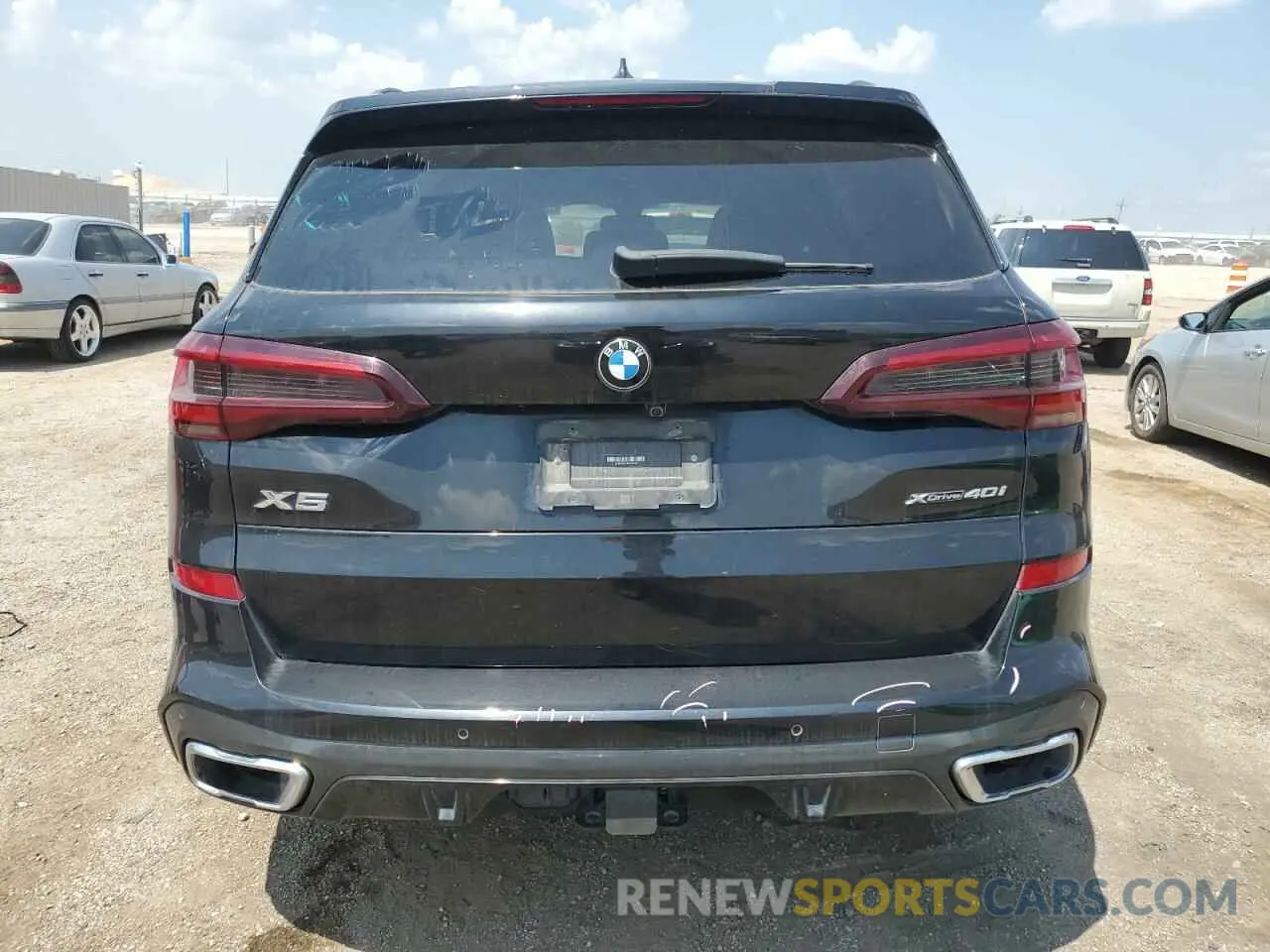 6 fotografías del automóvil dañado 5UXCR6C01N9J29660 BMW X5 2022