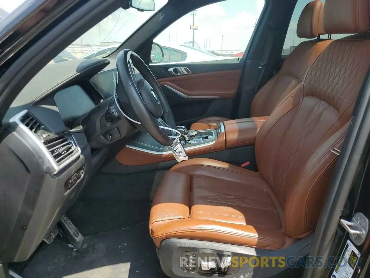 7 fotografías del automóvil dañado 5UXCR6C01N9J29660 BMW X5 2022