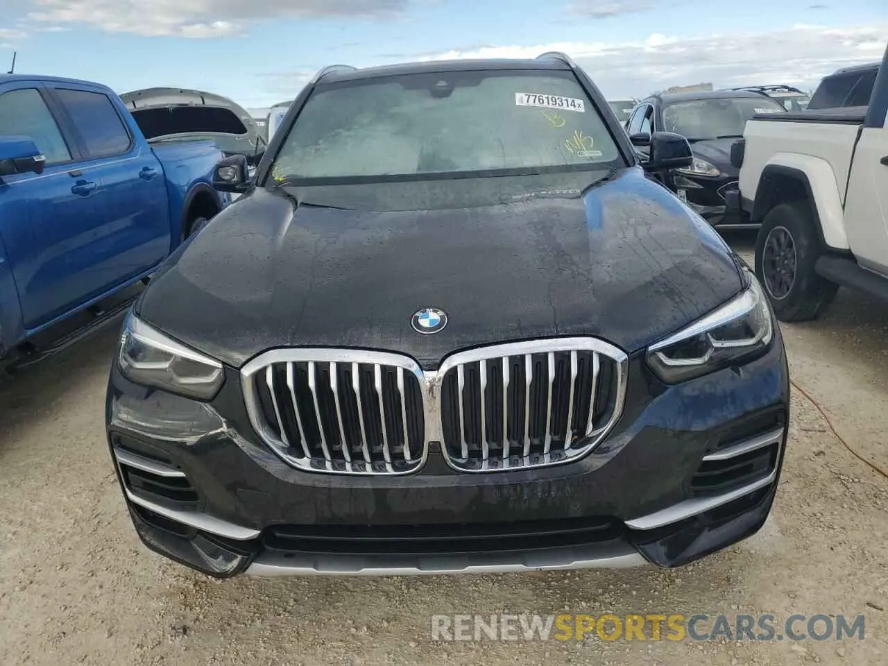5 fotografías del automóvil dañado 5UXCR6C01N9K73077 BMW X5 2022