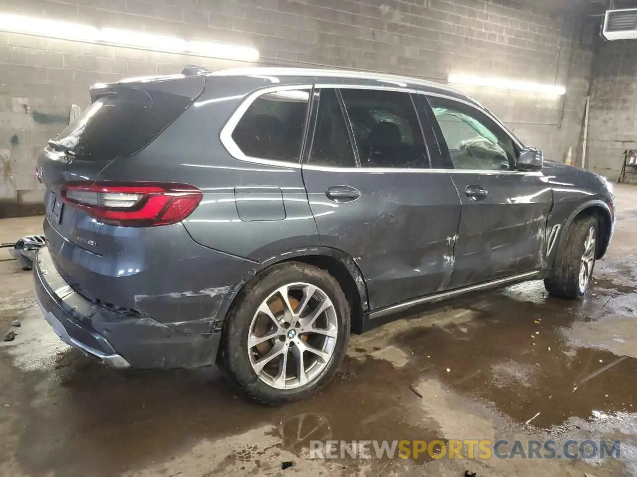 3 fotografías del automóvil dañado 5UXCR6C01N9M46175 BMW X5 2022