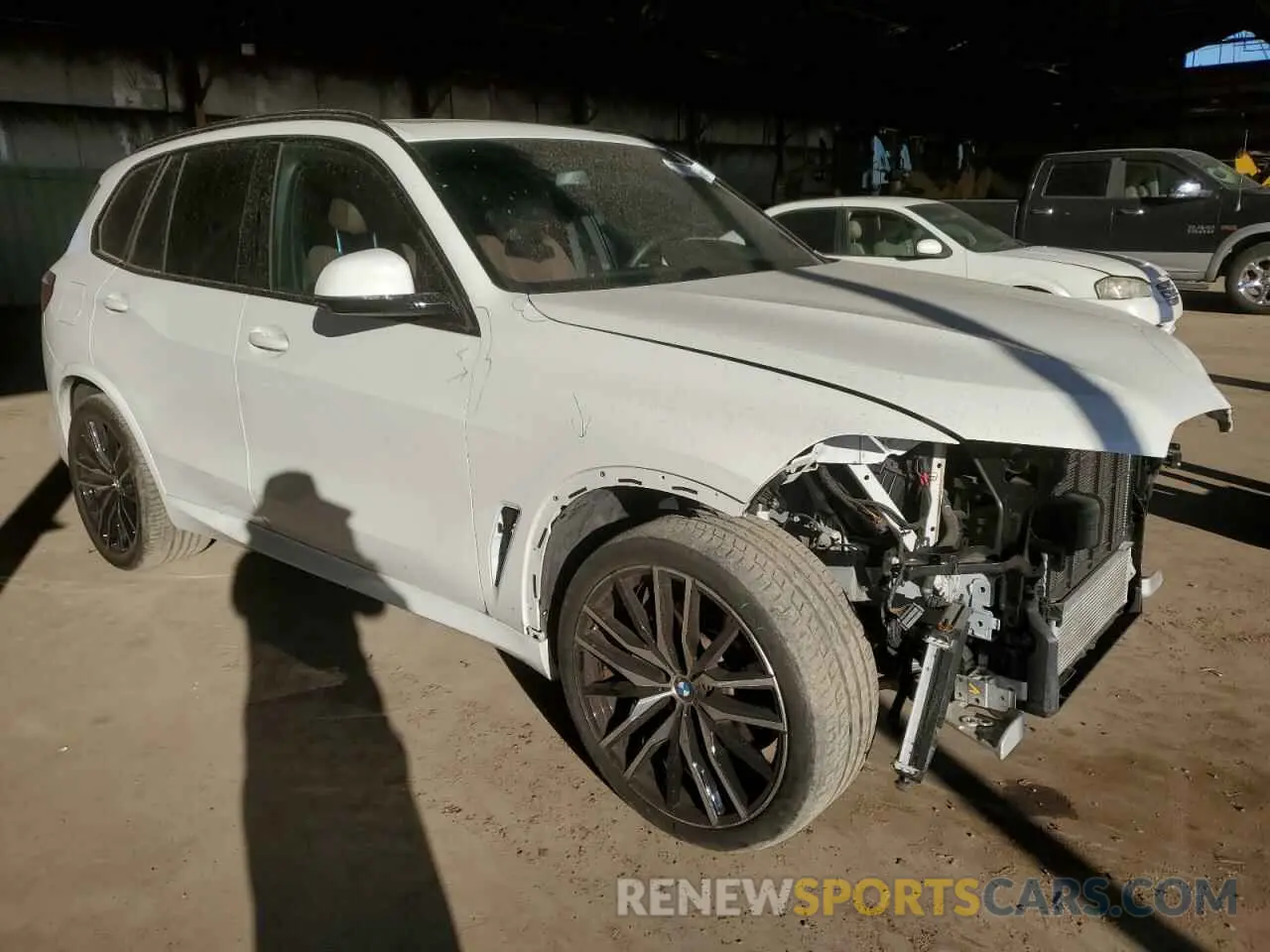 4 fotografías del automóvil dañado 5UXCR6C01N9M90807 BMW X5 2022